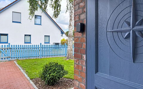 Dat Fischerhus: Muur, Hout, Deur, Home Deur, Samengesteld Materiaal, Poort, Steen, Metselwerk, Beits, Hardwood