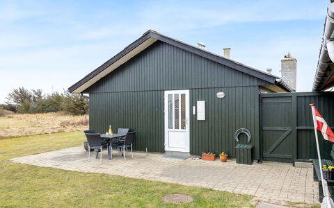 Sida - 400M from the Sea: Blauw, Verblijf, Huis, Huis, Boerderij, Landgoed, Siding