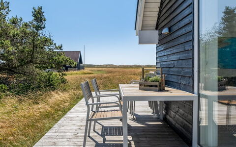 Toska - 800M from the Sea: Blauw, Verblijf, Huis, Huis, Boerderij, Landgoed, Siding