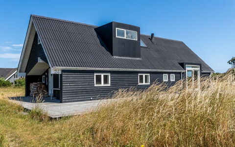 Toska - 800M from the Sea: Blauw, Verblijf, Huis, Huis, Boerderij, Landgoed, Siding