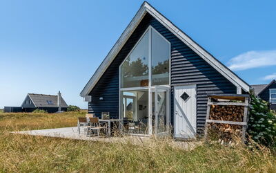 Toska - 800M from the Sea
