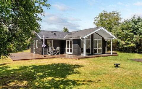 Lucian - from the Sea: Dak, Huis, Huis, Verblijf, Landgoed, Deur, Siding, Boerderij, Veranda, Garden Gebouwen