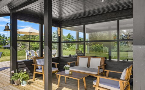 Goce - 300M from the Sea: Meubilair, Hout, Veranda, Houten Vloer, Flooring, Stoel, Hardwood, Verdieping, Tafel, Dek
