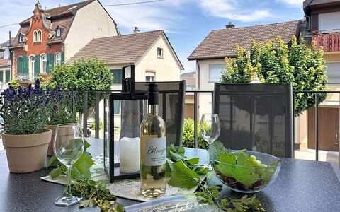 Endingen am Kaiserstuhl 100: Bloempot, Stedelijk Ontwerp, Kamerplant, Balkon, Tuin, Landscaping, Binnenplaats