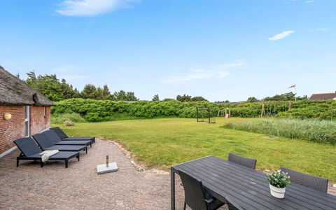 Janne - from the Sea: Toevlucht, Landgoed, Hacienda, Balkon, Badplaats, Zwembad, Hotel, Badplaats, Landscaping