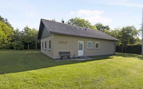 Adisl - 300M to the Fjord: Toevlucht, Landgoed, Hacienda, Balkon, Badplaats, Zwembad, Hotel, Badplaats, Landscaping