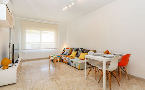 Ribera: Flooring, Verdieping, Interieur Ontwerp, Appartement, Plafond, Meubilair, Kamer, Woonkamer, Bankstel, Houten Vloer