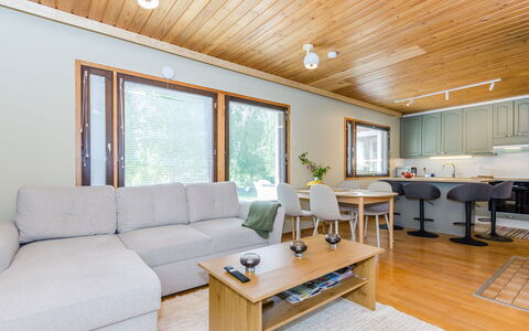 Mäntylä: Toevlucht, Landgoed, Hacienda, Balkon, Badplaats, Zwembad, Hotel, Badplaats, Landscaping