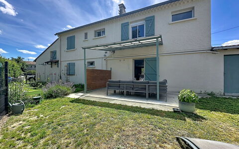 La Villa Soleya: Toevlucht, Landgoed, Hacienda, Balkon, Badplaats, Zwembad, Hotel, Badplaats, Landscaping