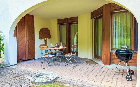 Runca 752: Toevlucht, Hotel, Badplaats