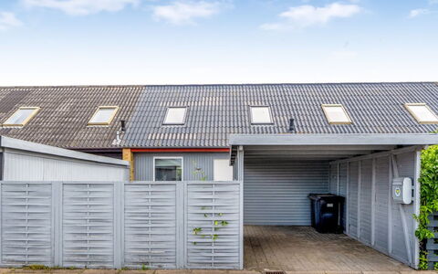Lotte - 1.5Km from the Sea: Toevlucht, Hotel, Badplaats