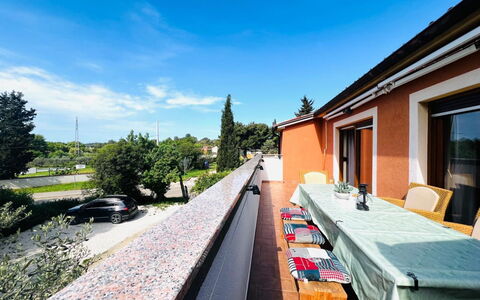 Larisa: Toevlucht, Hotel, Badplaats