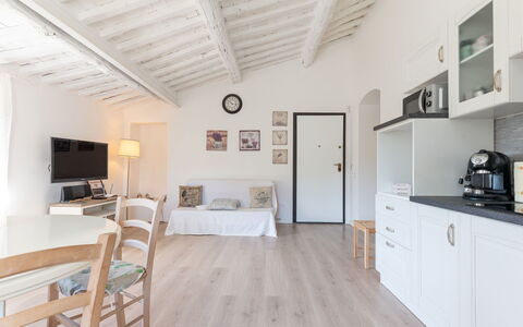 Scarlino 35: Toevlucht, Hotel, Badplaats