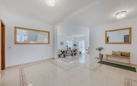 Villa Areias V6 Vip Properties: Toevlucht, Hotel, Badplaats