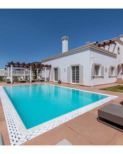 Villa Areias V6 Vip Properties: Toevlucht, Hotel, Badplaats