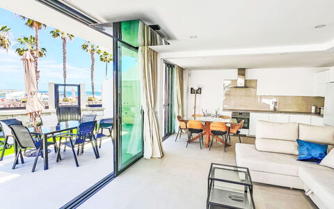 Sand, Sea and Love: Schaduw, Hotel, Balkon, Stoel, Buitenmeubels, Toevlucht, Caribbean