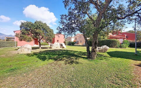 Hameau de Saint Cyprien: Lucht, Land Lot, Plain, Landelijk Gebied, Gazon, Tuin, Landgoed, Werf, Boerderij, Landscaping