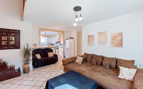 Sérénité: Meubilair, Interieur Ontwerp, Bankstel, Flooring, Verdieping, Plafond, Hout, Woonkamer, Kamer, Appartement
