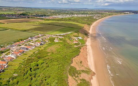 Shoe Buttons Cottage at Gap Road: Kust, Horizon, Kust En Oceanic Landvormen, Wolk, Kust, Ecoregio, Strand, Zee, Landschap, Land Lot