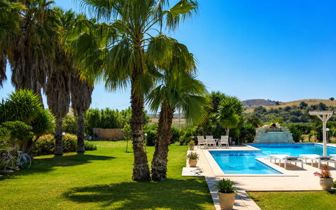 Villa le 2 Emme: Zwembad, Toevlucht, Eco Hotel, Paraplu, Thermae, Vrije Tijd, Buitenmeubels, Hacienda, Landscaping