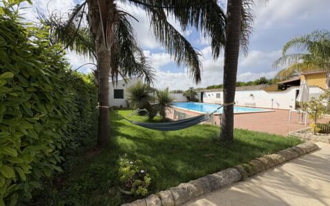 Villa Cigno Reale: Zwembad, Toevlucht, Schaduw, Hacienda, Landscaping, Eco Hotel, Villa