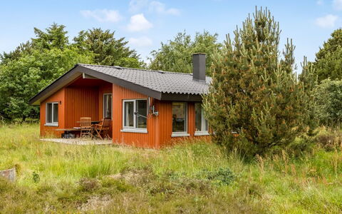 Tuija - 2.8Km from the Sea: Hout, Meubilair, Stoel, Zee, Appartement, Balkon, Oceaan, Schaduw, Buitenmeubels, Beits