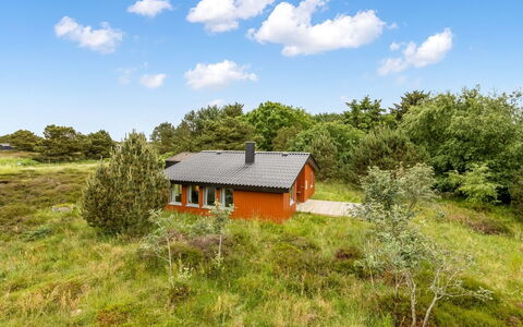 Tuija - 2.8Km from the Sea: Hout, Meubilair, Stoel, Zee, Appartement, Balkon, Oceaan, Schaduw, Buitenmeubels, Beits