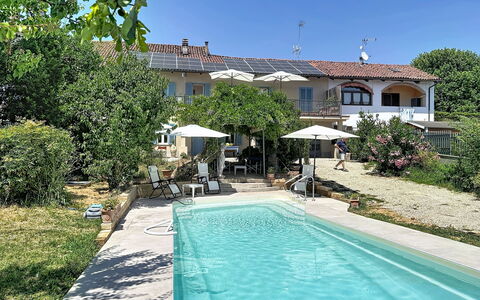 La Casetta di Palmira: Zwembad, Buitenmeubels, Toevlucht, Meubilair, Vrije Tijd, Paraplu, Stoel, Schaduw, Hacienda, Eco Hotel