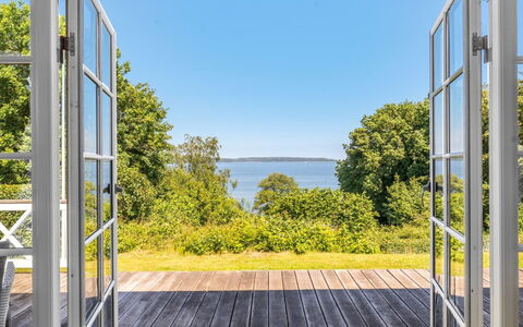 Leea - 100M from the Sea: Hout, Kust En Oceanic Landvormen, Zee, Dek, Oceaan, Hardwood, Zonlicht, Kust, Boardwalk, Houten Vloer