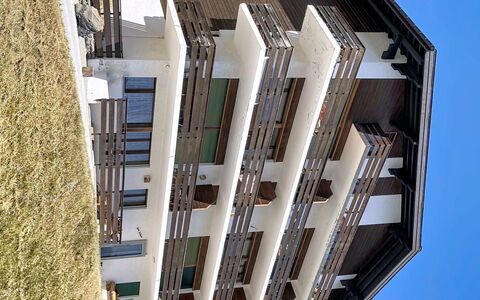Résidence Croix de Coeur: Architectuur, Appartement, Woongebied, Balkon, Condominium, Hotel, Bergdorp