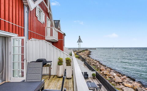 Efraima - 20M from the Sea: Zwembad, Woongebied, Thermae, Toevlucht, Samengesteld Materiaal, Vrije Tijd, Landgoed, Kunstgras, Hacienda, Villa