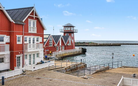 Efraima - 20M from the Sea: Zwembad, Woongebied, Thermae, Toevlucht, Samengesteld Materiaal, Vrije Tijd, Landgoed, Kunstgras, Hacienda, Villa