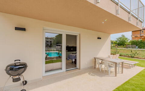 Annamaria: Verdieping, Schaduw, Balkon, Tuin, Landgoed, Beits, Werf, Landscaping, Gazon, Veranda