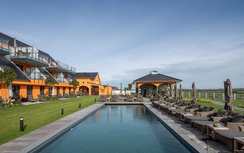 Rambin 100: Schaduw, Landgoed, Toevlucht, Eco Hotel, Villa, Badplaats, Hotel, Zwembad