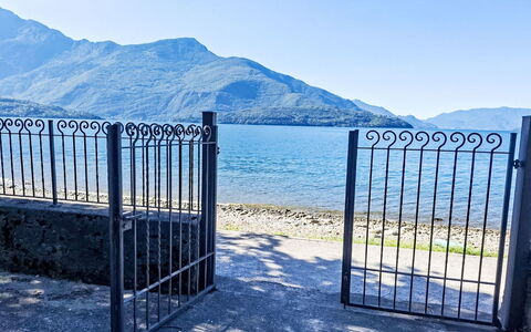 Riva&Lago: Blauw, Zwemwater, Kust En Oceanic Landvormen, Zee, Kust, Hek, Oceaan, Ochtend, Meer, Kust