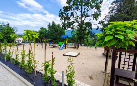 Panorama: Meubilair, Buitenmeubels, Stoel, Schaduw, Buitentafel, Kamerplant, Patio, Werf, Ontwerp, Balkon
