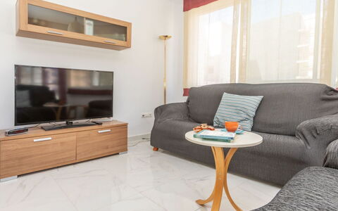 Sagredo: Meubilair, Stoel, Interieur Ontwerp, Tafel, Kamer, Beits, Balkon, Plafond, Eco Hotel, Hardwood