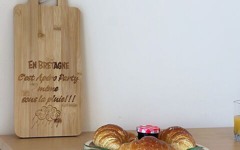 L'Ange Oliver: Hout, Ingrediënt, Plank, Produceren, Beits, Voedsel, Hardwood, Fruit