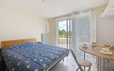 L'Ange Oliver: Meubilair, Interieur Ontwerp, Hout, Slaapkamer, Bed, Verdieping, Flooring, Kamer, Plafond, Huis