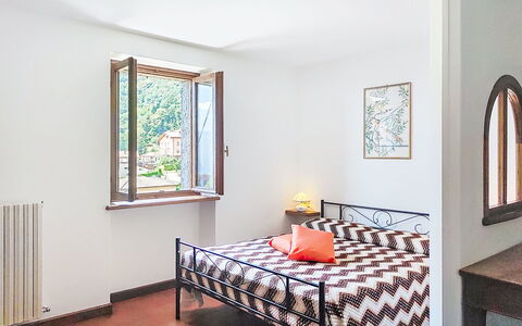 Casa Giamba: Meubilair, Buitenmeubels, Stoel, Tuin, Beits, Gazon, Hardwood, Schaduw, Backyard
