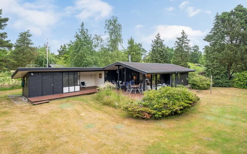 Siggi - 400M from the Sea: Landgoed, Schaduw, Oprit, Boerderij