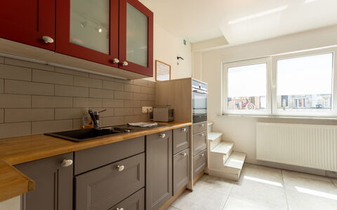 Villa Stil Genot with Terrace: Keuken, Toestel Van De Keuken, Countertop, Cabinetry, Major Appliance, Flooring, Interieur Ontwerp, Muur, Hout, Plafond