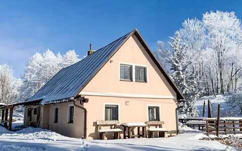 Babí: Woongebied, Appartement, Landgoed, Toevlucht, Herenhuis, Balkon, Villa, Zwembad