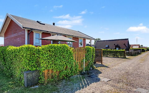 Evdokija - 50M from the Sea: Lucht, Gebouw, Venster, Huis, Dak, Woongebied, Huis, Verblijf, Landelijk Gebied, Land Lot