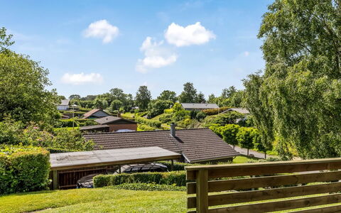 Jovana - 500M from the Sea: Woongebied, Appartement, Landgoed, Toevlucht, Herenhuis, Balkon, Villa, Zwembad