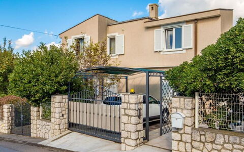 Rebeka: Woongebied, Appartement, Landgoed, Toevlucht, Herenhuis, Balkon, Villa, Zwembad