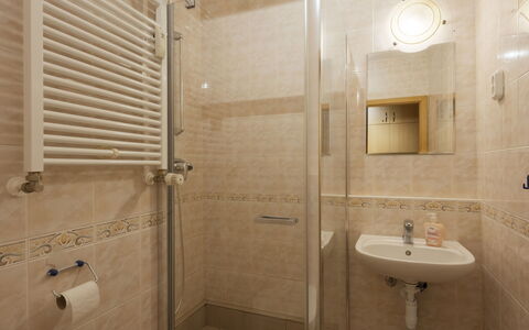Patti 2: Woongebied, Appartement, Landgoed, Toevlucht, Herenhuis, Balkon, Villa, Zwembad