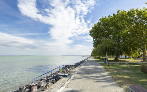 Patti 2: Water, Watervoorraden, Zwemwater,  Felsen\, Kust, Natuurlijk Landschap, Headland, Kust En Oceanic Landvormen, Terrein, Voorgebergte