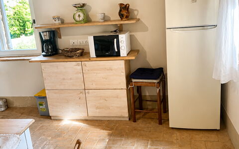Il Casale al Colle: Meubilair, Flooring, Hout, Verdieping, Interieur Ontwerp, Houten Vloer, Kamer, Cabinetry, Beits, Lade