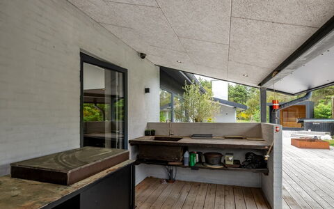 Nitis - 300M to the Fjord: Appartement, Architectuur, Woongebied, Condominium, Samengesteld Materiaal, Stedelijk Ontwerp, Balkon, Gemengd Gebruik, Schaduw